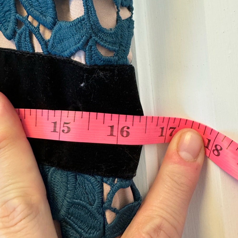 Teal Lace Wide-Leg Jumpsuit with Black Waist - Picture 9 of 11